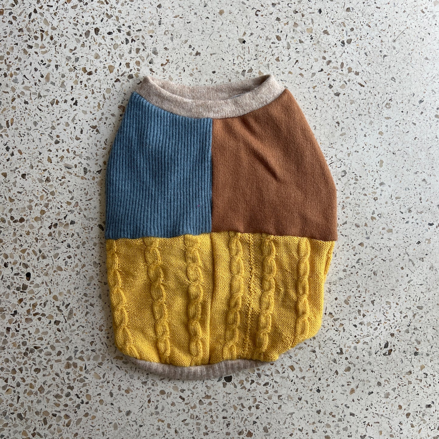 Lonewolf Knit - Sunbathing