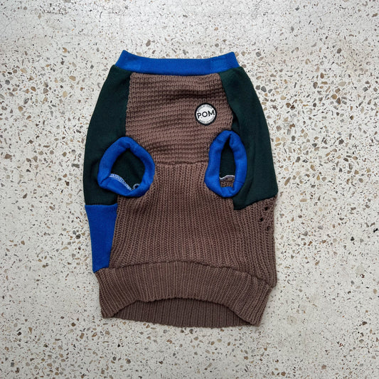 Lonewolf Knit - Lakeside Cabin